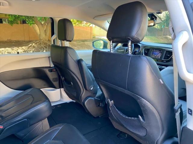 2020 Chrysler Pacifica Touring L
