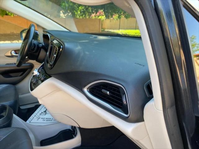 2020 Chrysler Pacifica Touring L