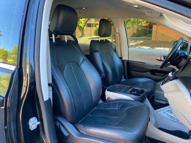 2020 Chrysler Pacifica Touring L