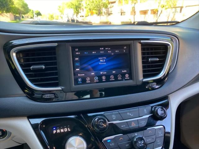 2020 Chrysler Pacifica Touring L