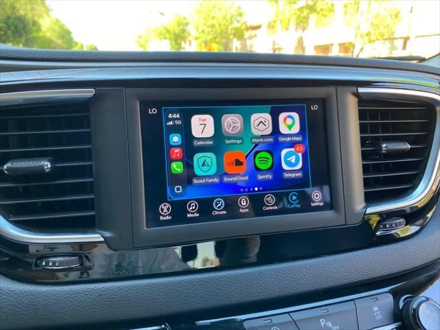 2020 Chrysler Pacifica Touring L