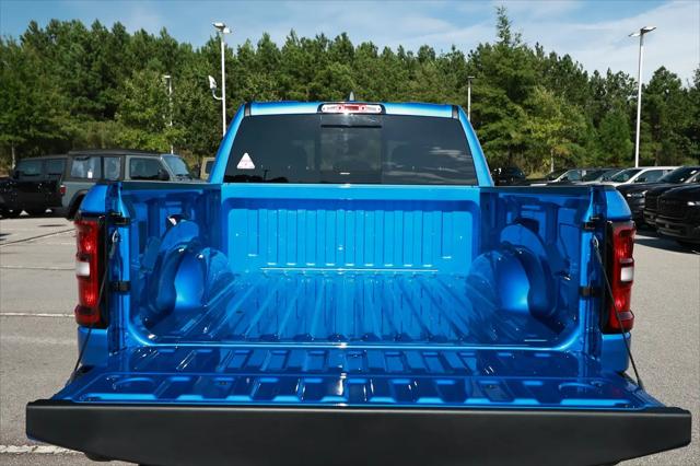 2026 Ram 1500 Express Crew Cab 4x4 57 Box