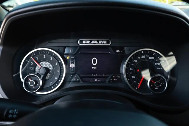 2026 Ram 1500 Express Crew Cab 4x4 57 Box