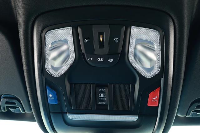 2026 Ram 1500 Express Crew Cab 4x4 57 Box