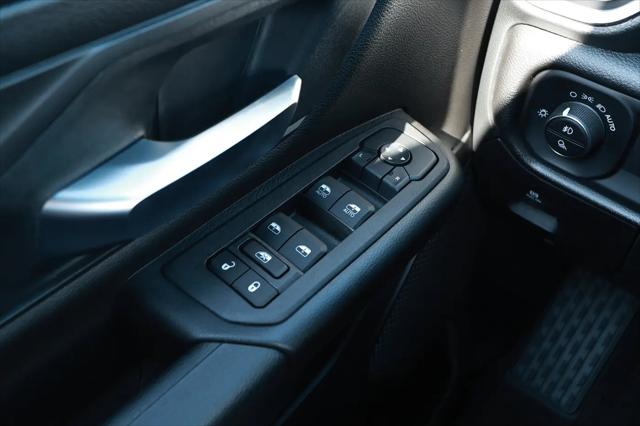 2026 Ram 1500 Express Crew Cab 4x4 57 Box