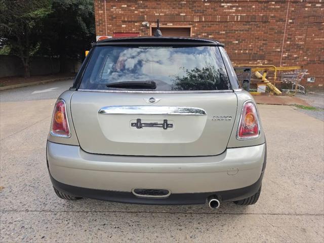 2010 MINI Cooper Cooper