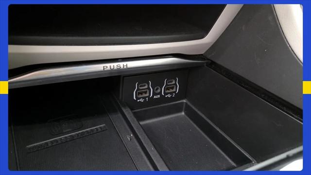2021 Chrysler Pacifica Hybrid Limited