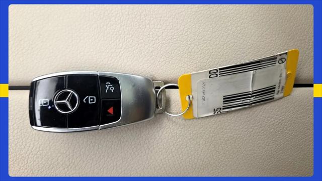 2017 Mercedes-Benz E-CLASS E 300 E 300