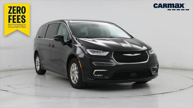 2024 Chrysler Pacifica Touring L for sale in Merriam, KS