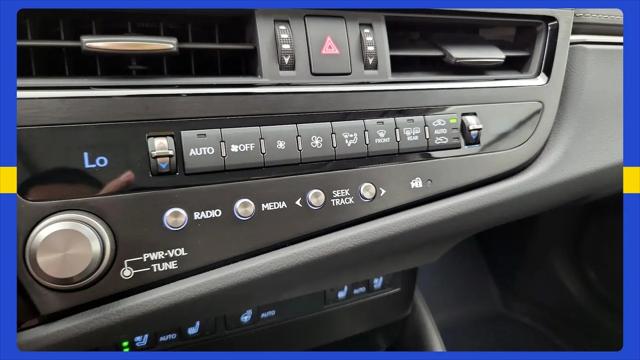 2025 Lexus ES 300h F SPORT Design for sale in Hillside, IL