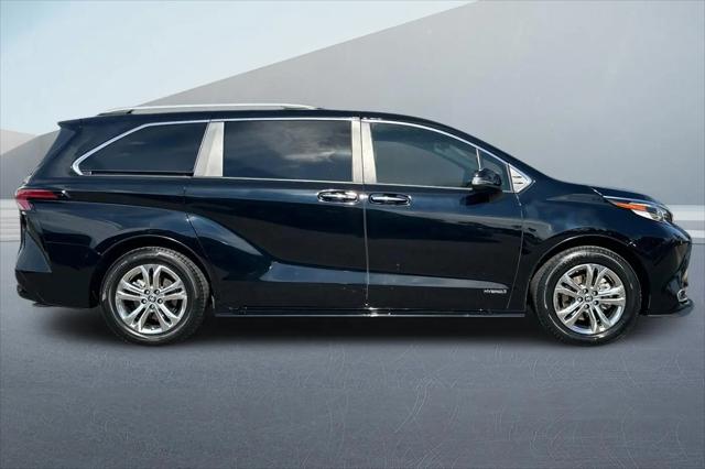 2021 Toyota Sienna Platinum
