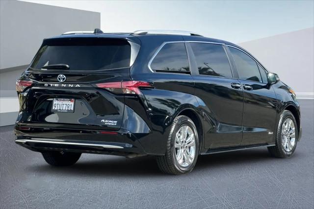 2021 Toyota Sienna Platinum