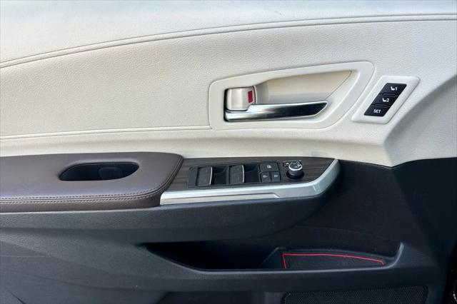 2021 Toyota Sienna Platinum