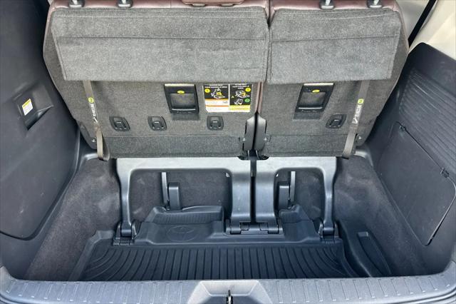 2021 Toyota Sienna Platinum