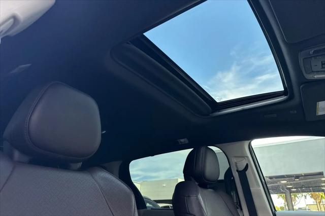 2021 Toyota Sienna Platinum