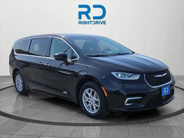 2024 Chrysler Pacifica Touring L for sale in Muncie, IN