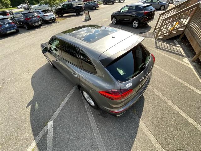2016 Porsche Cayenne Cayenne