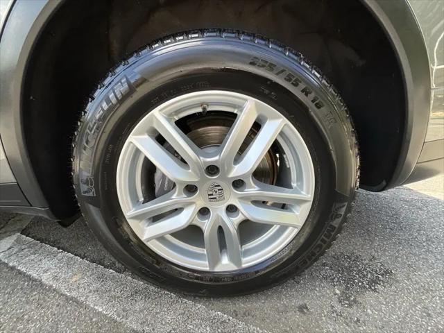 2016 Porsche Cayenne Cayenne