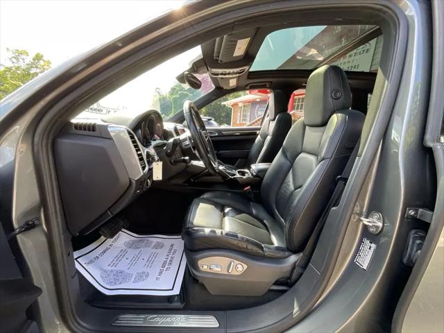 2016 Porsche Cayenne Cayenne