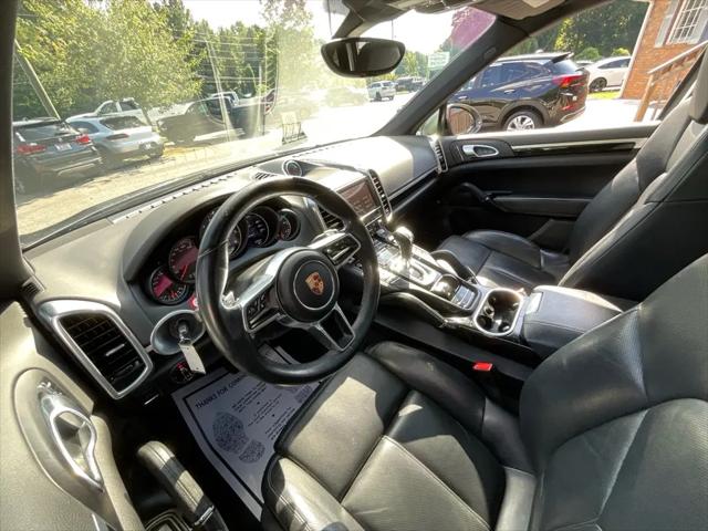 2016 Porsche Cayenne Cayenne