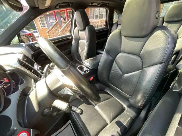 2016 Porsche Cayenne Cayenne