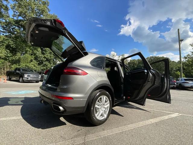 2016 Porsche Cayenne Cayenne
