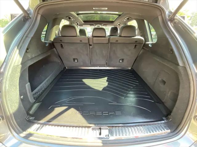 2016 Porsche Cayenne Cayenne