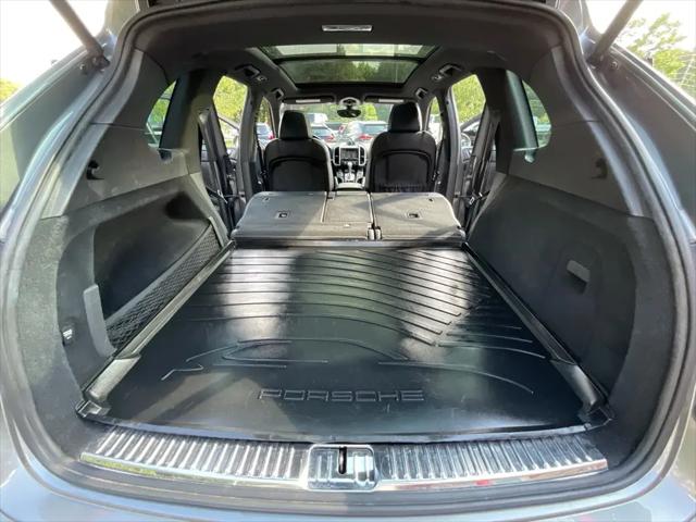 2016 Porsche Cayenne Cayenne