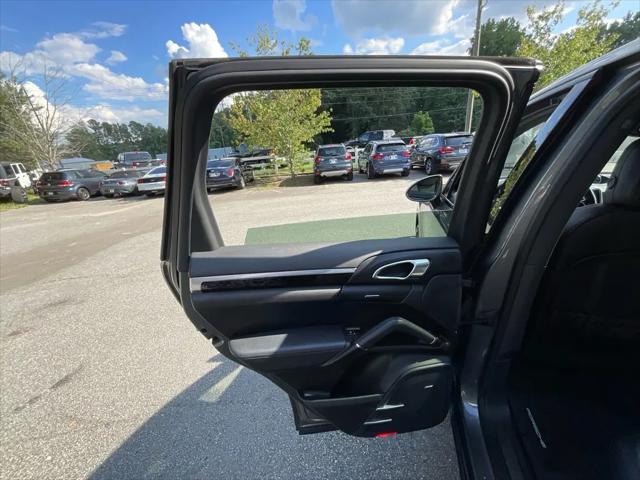 2016 Porsche Cayenne Cayenne