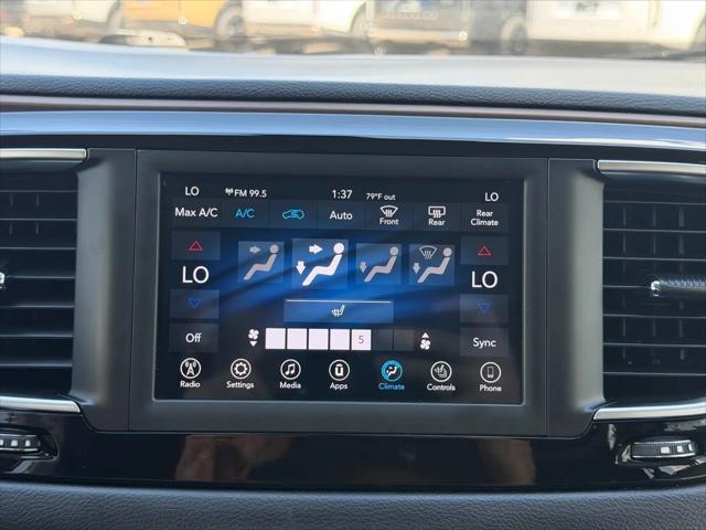 2018 Chrysler Pacifica Touring L