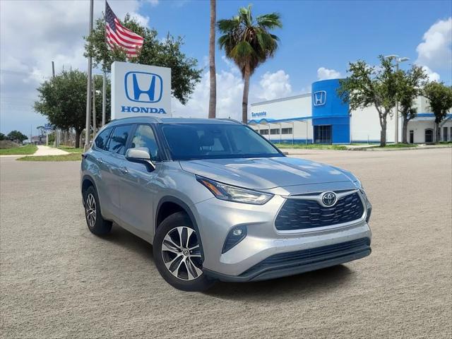 2023 Toyota Highlander XLE for sale in Sarasota, FL