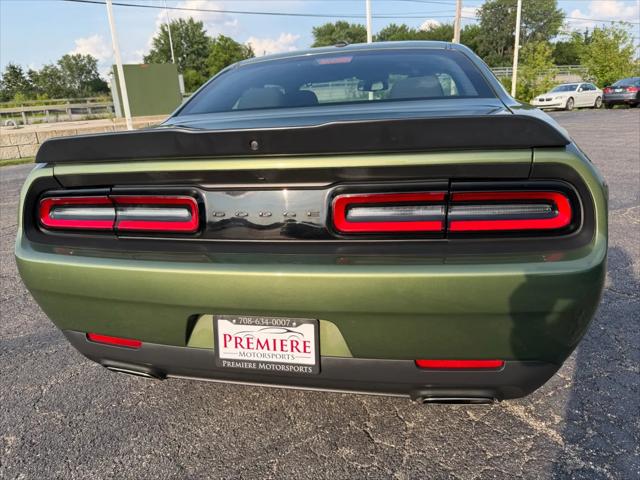 2022 Dodge Challenger SXT
