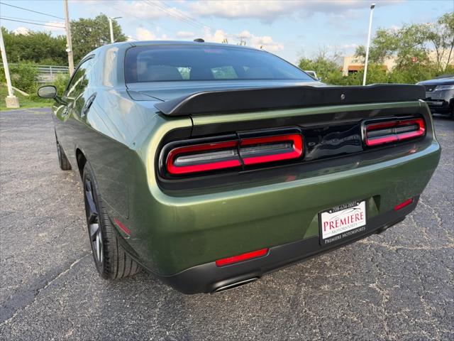 2022 Dodge Challenger SXT