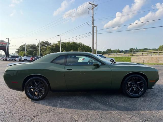 2022 Dodge Challenger SXT