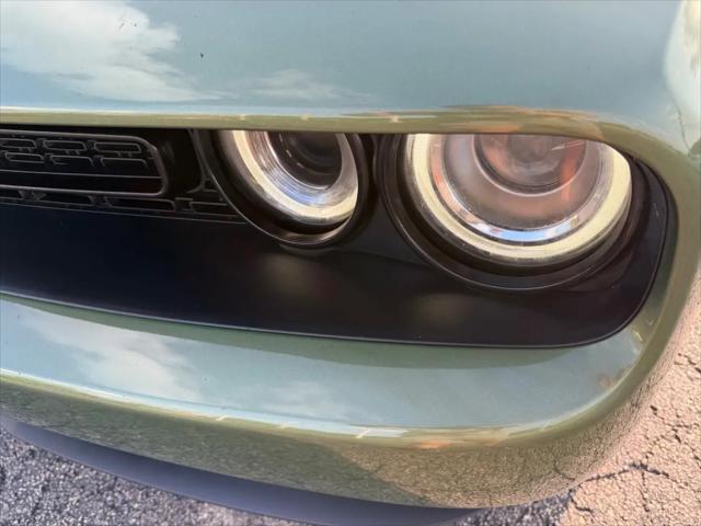 2022 Dodge Challenger SXT