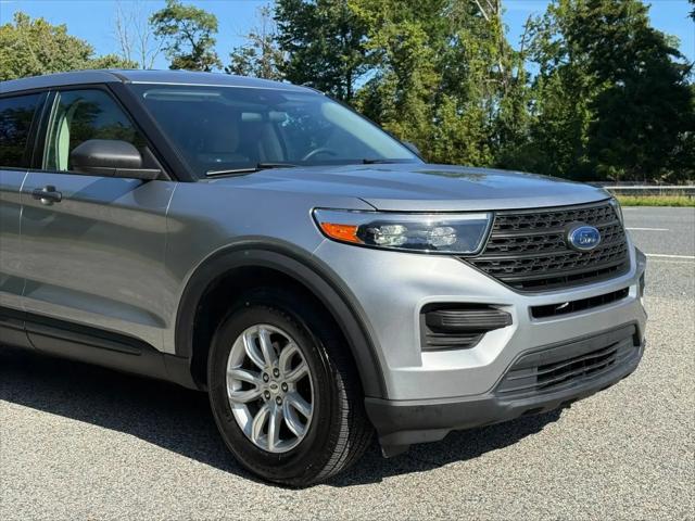 2020 Ford Explorer Base