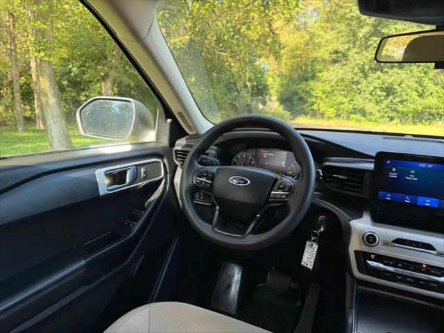 2020 Ford Explorer Base