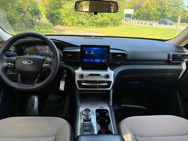 2020 Ford Explorer Base