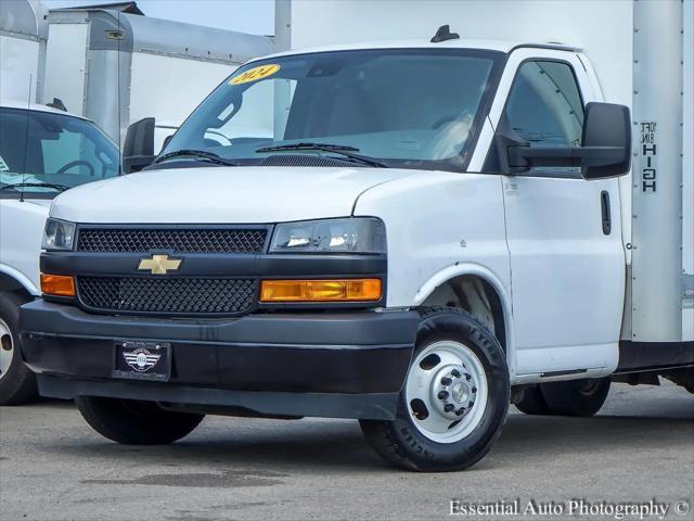 2024 Chevrolet Express Cutaway Work Van