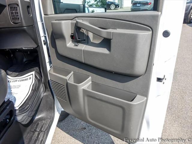 2024 Chevrolet Express Cutaway Work Van