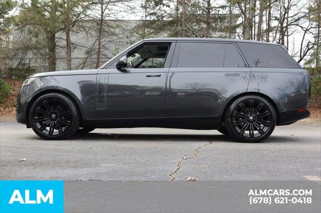 2025 Land Rover Range Rover P400 SE 7 Seat