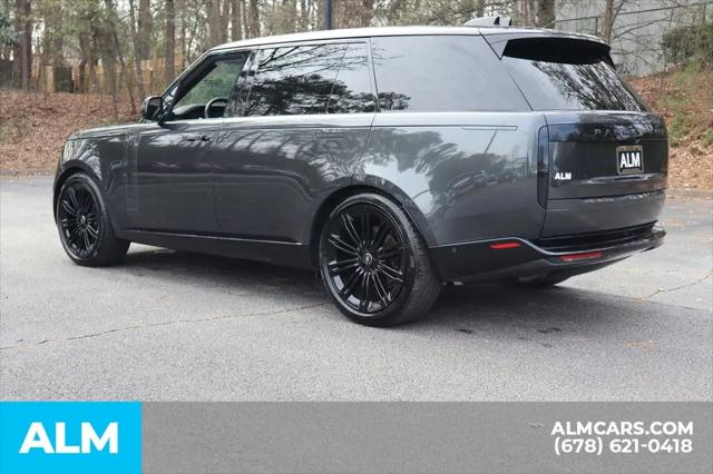 2025 Land Rover Range Rover P400 SE 7 Seat