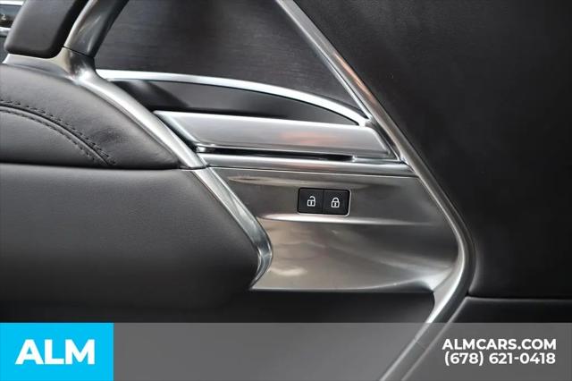 2025 Land Rover Range Rover P400 SE 7 Seat
