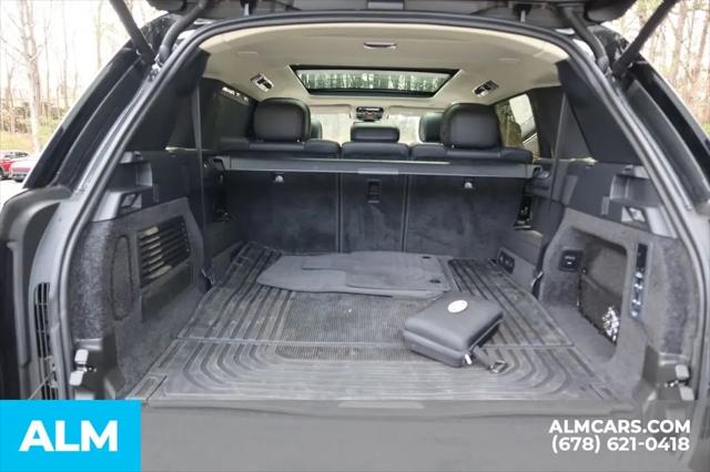 2025 Land Rover Range Rover P400 SE 7 Seat