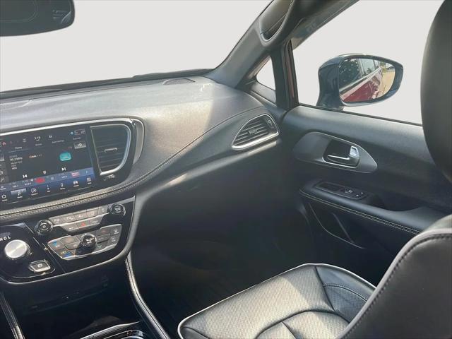 2023 Chrysler Pacifica Limited AWD