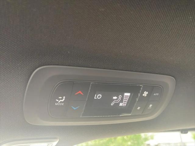 2023 Chrysler Pacifica Limited AWD
