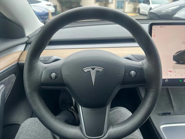 2022 Tesla Model 3 Rear-Wheel Drive