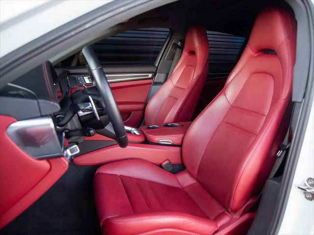 2023 Porsche Panamera Platinum Edition