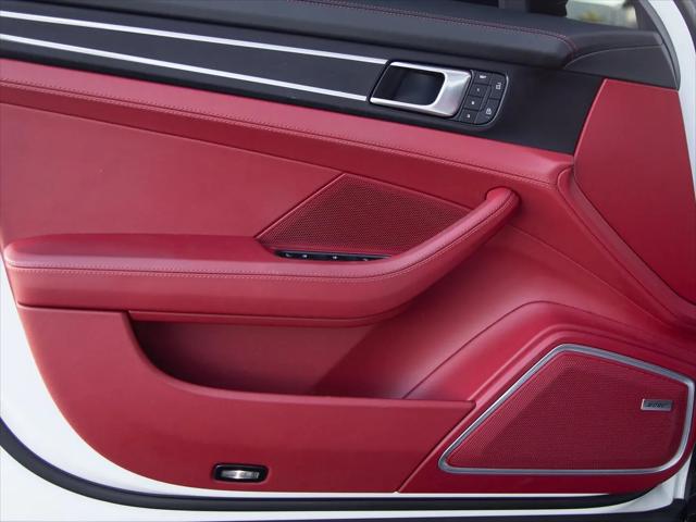 2023 Porsche Panamera Platinum Edition