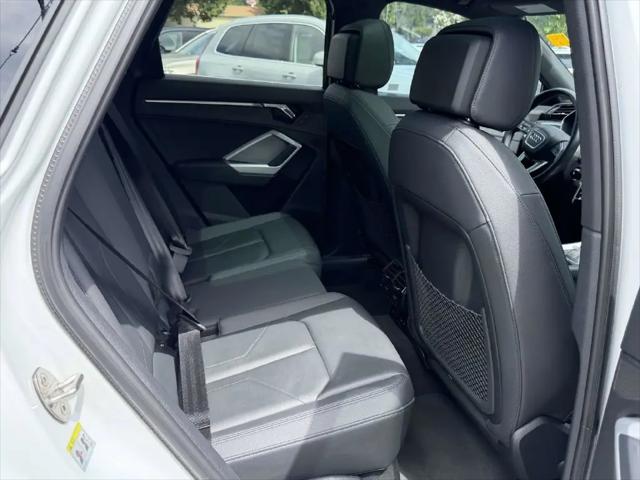 2023 Audi Q3 Premium 45 TFSI S line quattro Tiptronic